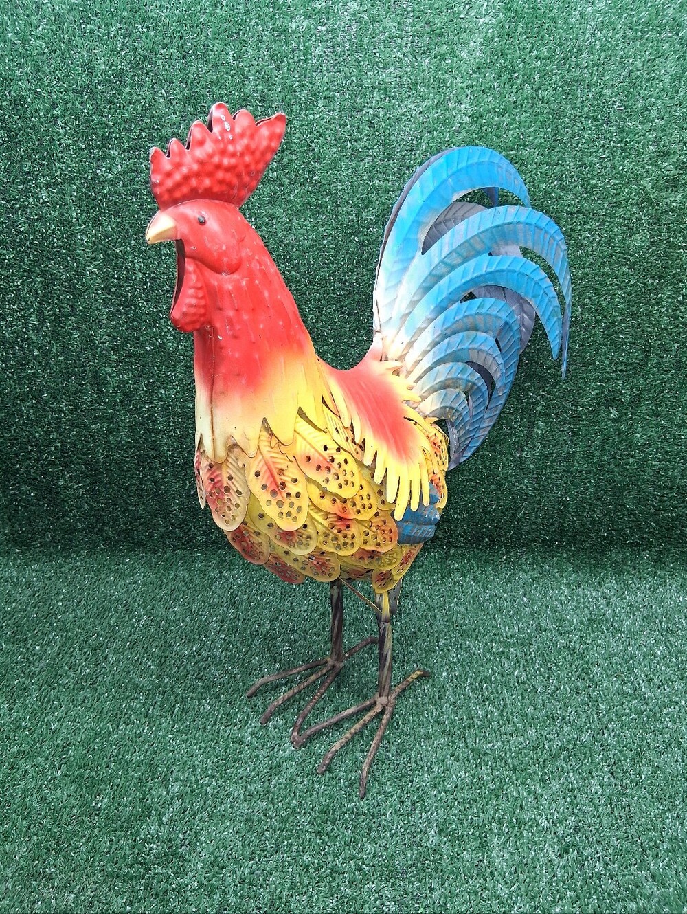 Metal Rooster Garden Statue Outdoor Decor